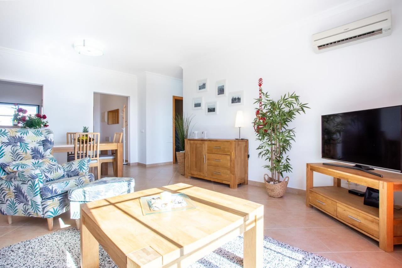 Senhora da Luz Lovely 2 Bedroom Apartment Including Pool, Stunning Ocean Views & Beach Closeby מראה חיצוני תמונה