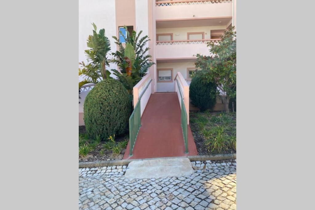 Senhora da Luz Lovely 2 Bedroom Apartment Including Pool, Stunning Ocean Views & Beach Closeby מראה חיצוני תמונה