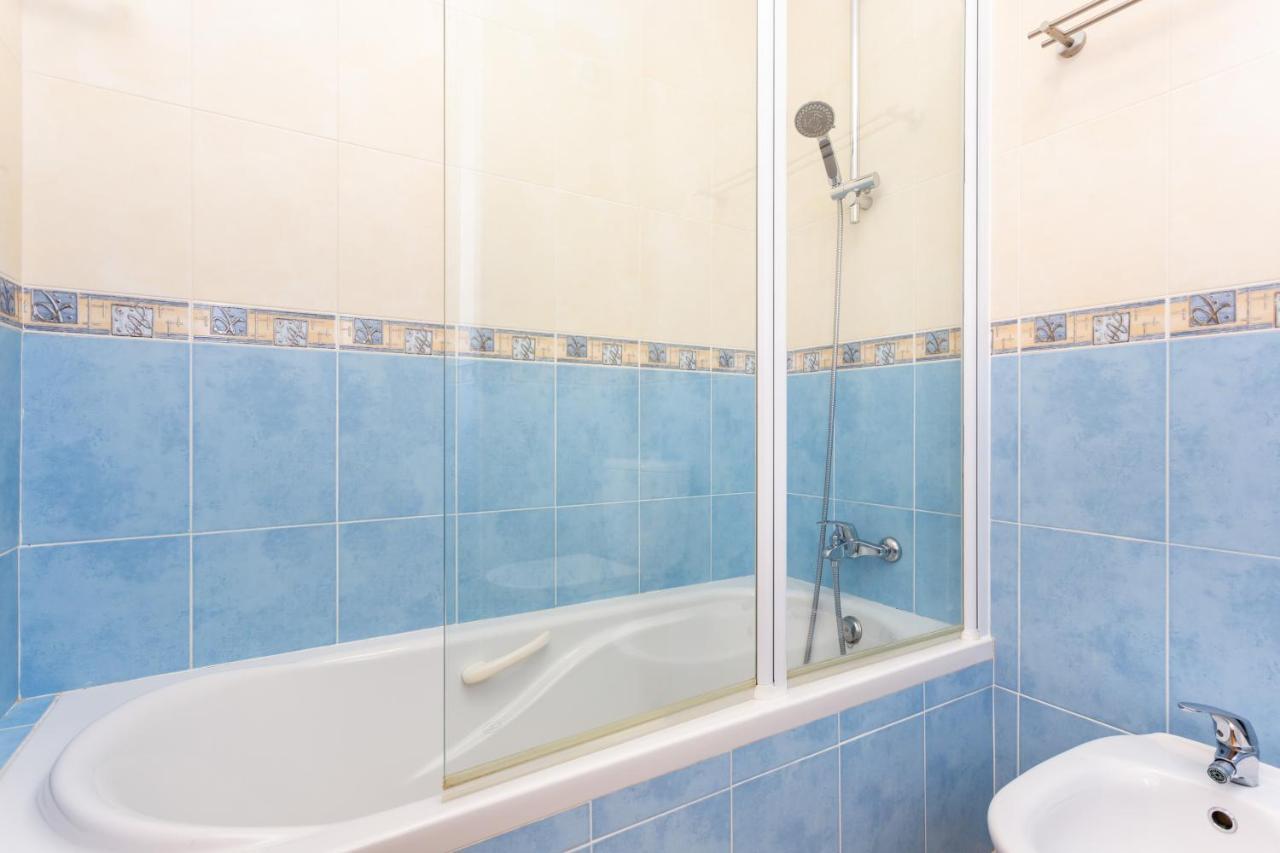 Senhora da Luz Lovely 2 Bedroom Apartment Including Pool, Stunning Ocean Views & Beach Closeby מראה חיצוני תמונה